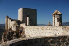 VISITE GUIDÉE DU CHÂTEAU D´OLVERA